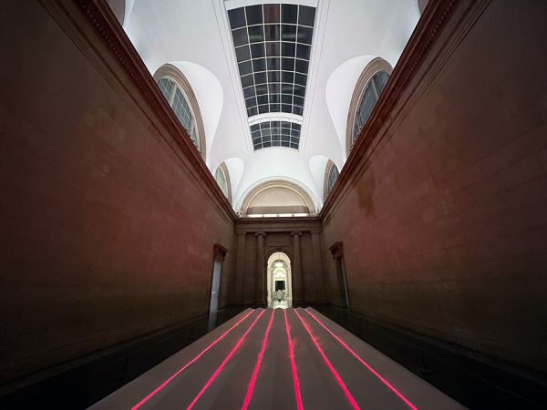 Tate_Britain_Duveen_Galleries_Armadillo_Lighting_ (4)