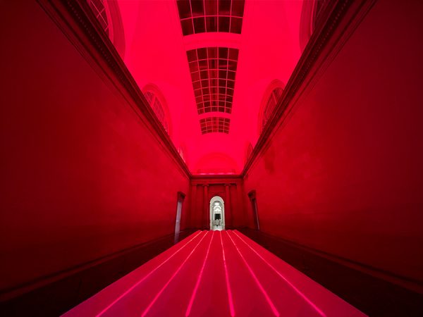 Tate_Britain_Duveen_Galleries_Armadillo_Lighting_ (5)